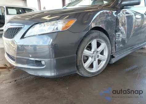 2008 Toyota Camry Se V6 z USA, uszkodzony, nr VIN 4T1BK46KX8U563799